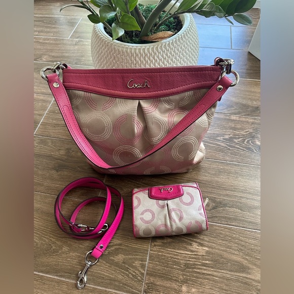 Coach Pink and Tan Ashley Shoulder / Crossbody Bag with matching Wallet. - Picture 5 of 9